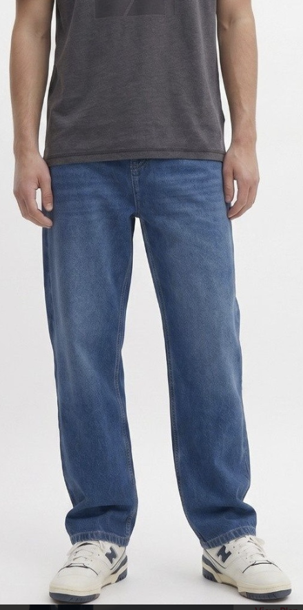 HERE&NOW Men Relaxed Fit Mid-Rise Stretchable Jeans